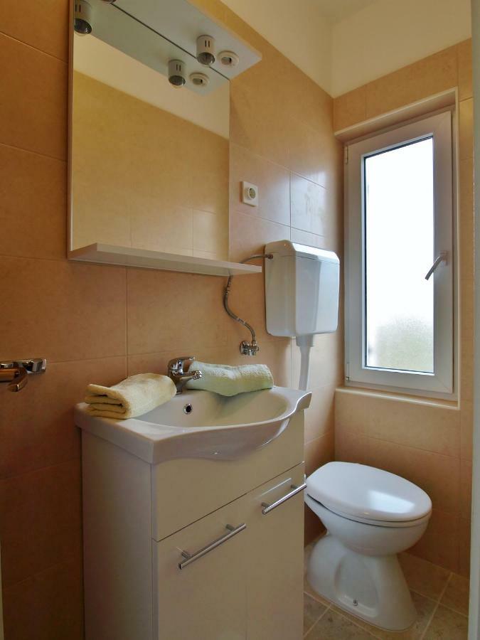 Apartments Ljubica Barbat na Rabu Exteriér fotografie