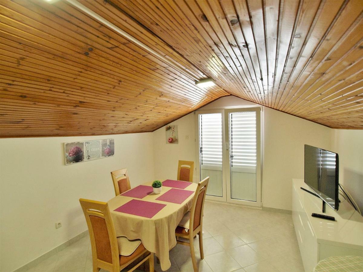 Apartments Ljubica Barbat na Rabu Exteriér fotografie