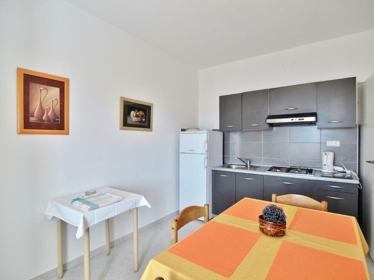 Apartments Ljubica Barbat na Rabu Exteriér fotografie